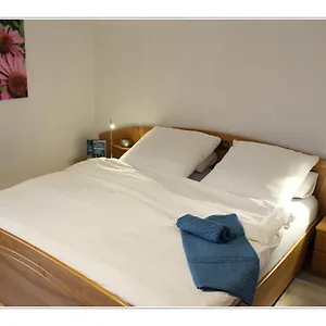Ferienwohnung Am Schlehbach Apartment